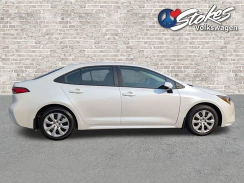 Used 2026 Toyota Corolla LE FWD image 3