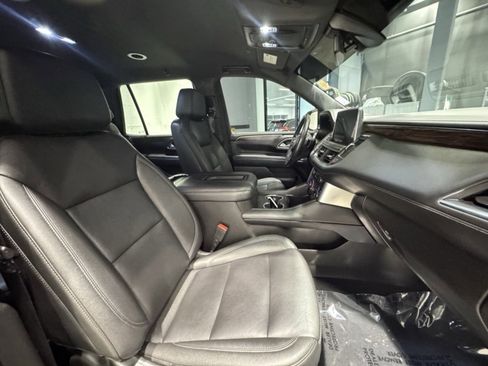 Used 2022 Chevrolet Tahoe LT w/ Luxury Package image 28