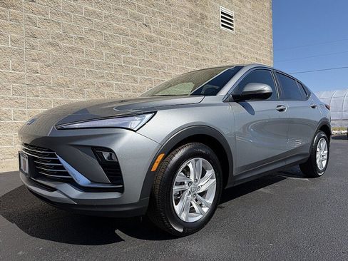 Used 2024 Buick Envista Preferred w/ Convenience I Package image 4