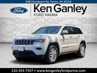 Used 2018 Jeep Grand Cherokee Laredo image 1