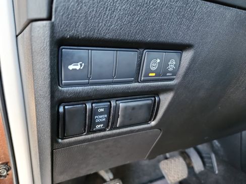 Used 2020 Nissan Armada SL w/ Premium Package image 31