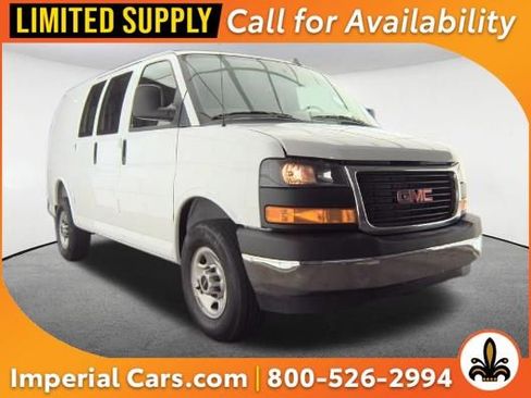 Used 2025 GMC Savana 2500 w/ Driver Convenience Package RWD image 1