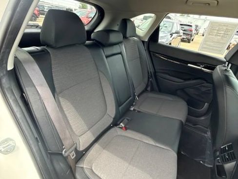 Used 2022 Kia Seltos S FWD image 44