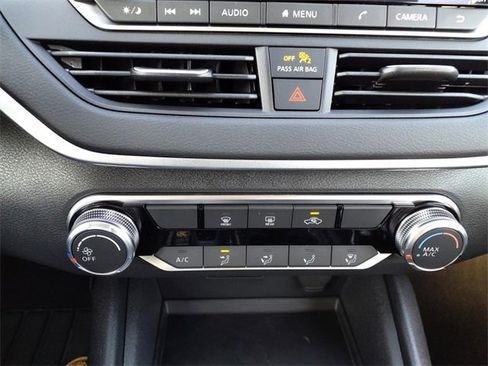 Certified 2025 Nissan Altima 2.5 S image 13