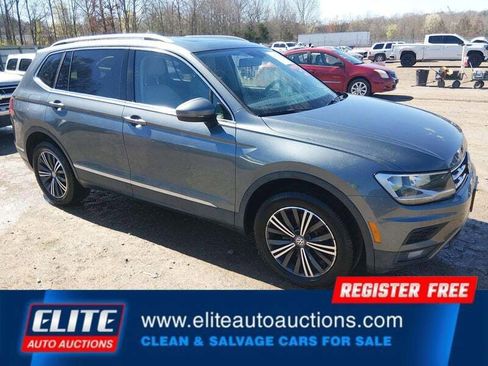 Used 2018 Volkswagen Tiguan SEL AWD/4WD image 1