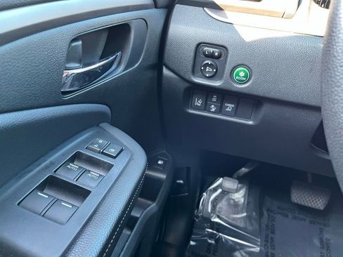 Used 2020 Honda Ridgeline Sport image 27