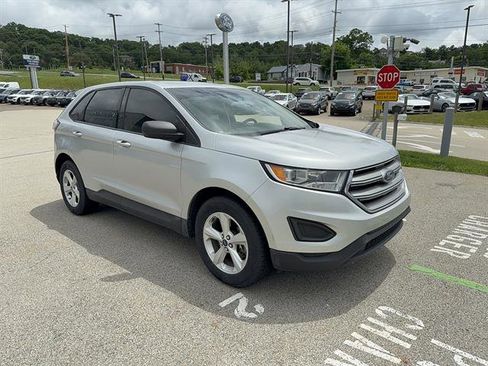 Used 2016 Ford Edge SE AWD/4WD image 4
