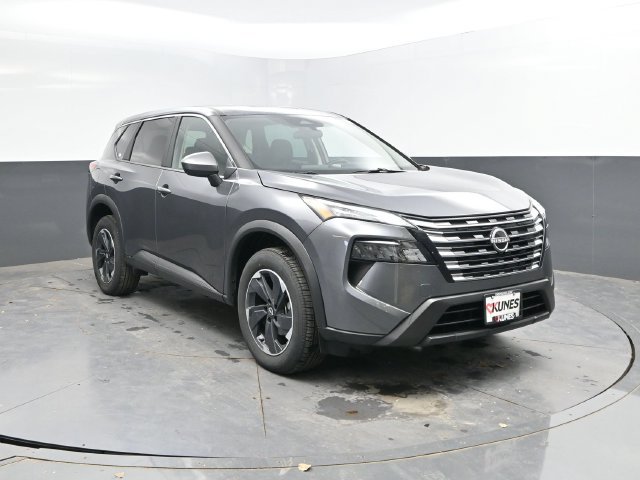 Used 2025 Nissan Rogue SV AWD/4WD image 4