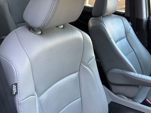 Used 2016 Honda Pilot Elite image 11