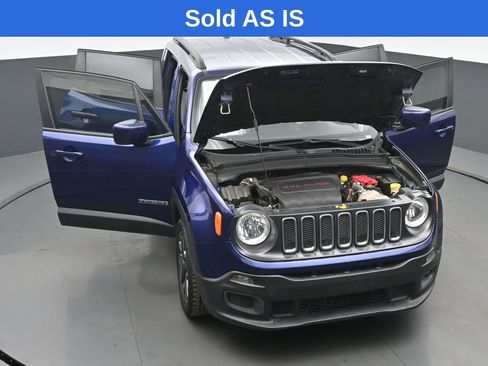 Used 2018 Jeep Renegade Latitude FWD image 62