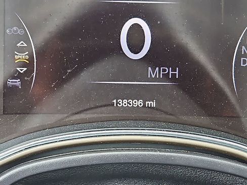 Used 2017 Jeep Grand Cherokee Limited w/ Luxury Group II AWD/4WD image 20