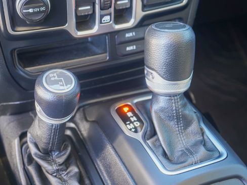 Used 2020 Jeep Gladiator Sport w/ Quick Order Package 24S image 14