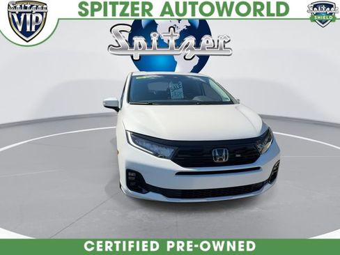 Used 2025 Honda Odyssey Elite image 3