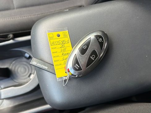 Used 2025 Hyundai Kona SEL FWD image 26