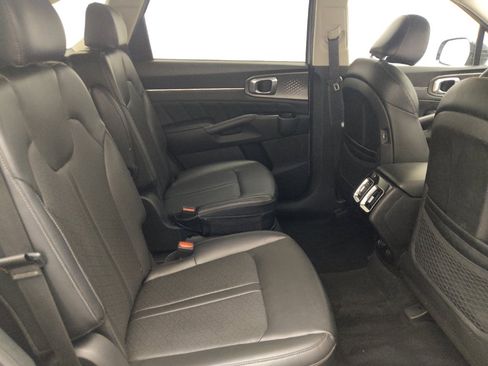 Used 2022 Kia Sorento SX AWD/4WD image 19