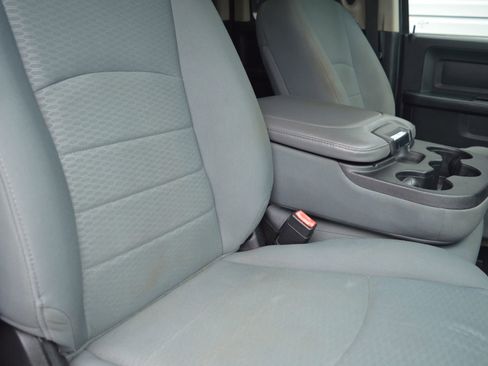 Used 2016 RAM 1500 Tradesman w/ Popular Equipment Group AWD/4WD image 18