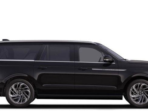 New 2025 Lincoln Navigator L Reserve image 5