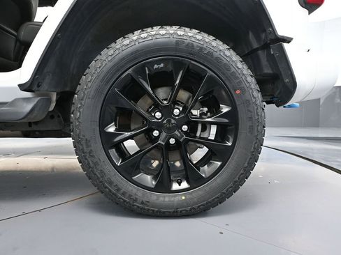 Used 2021 Jeep Wrangler Unlimited Sahara image 16