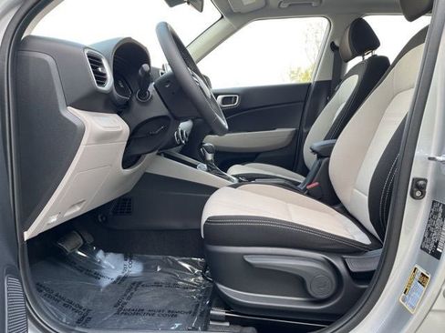 New 2026 Hyundai Venue SEL image 16