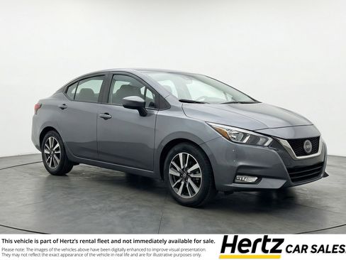 Used 2025 Nissan Versa SV image 1