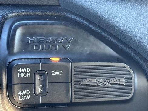 Used 2024 RAM 2500 Big Horn image 24