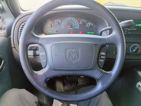 Used 2002 Dodge B3500 image 26