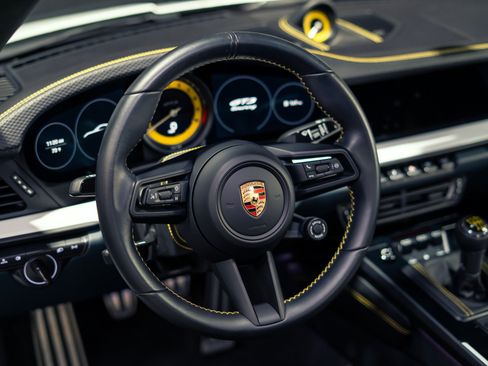 Used 2023 Porsche 911 GT3 RWD image 41