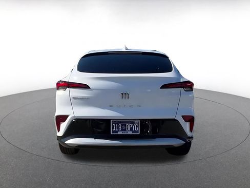 Used 2025 Buick Envista Sport Touring image 12