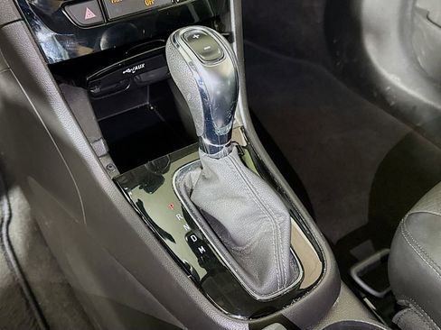 Used 2022 Buick Encore Preferred w/ Safety Package FWD image 14