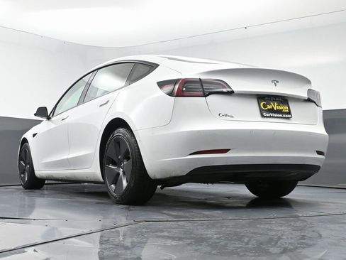 Used 2021 Tesla Model 3 Standard Range Plus image 54