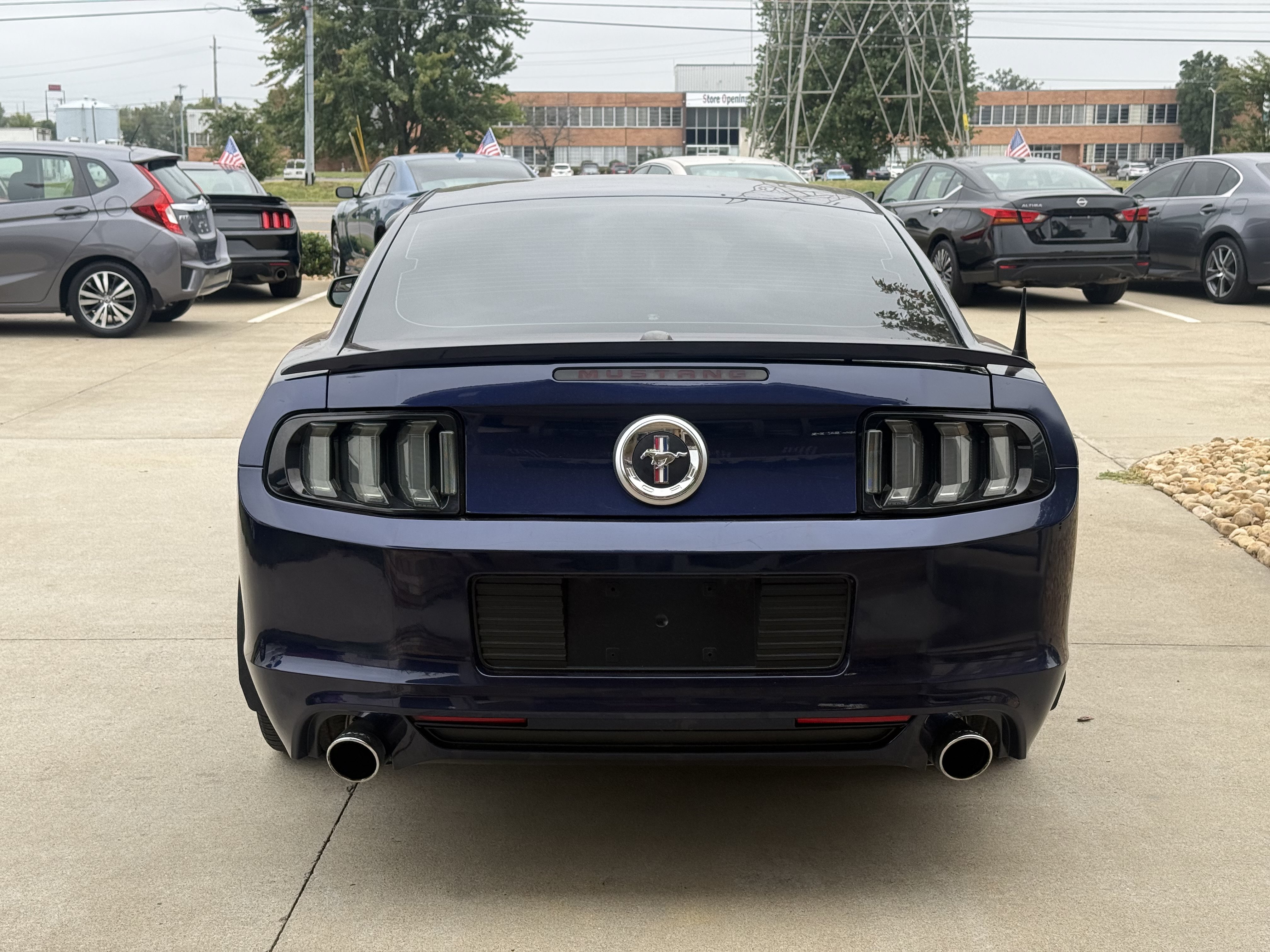 Used 2012 Ford Mustang Premium RWD image 6