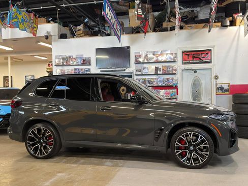 Used 2024 BMW X5 M Competition w/ Executive Package image 4