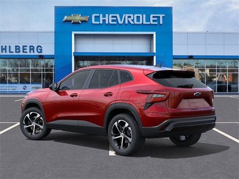 New 2026 Chevrolet Trax RS image 3