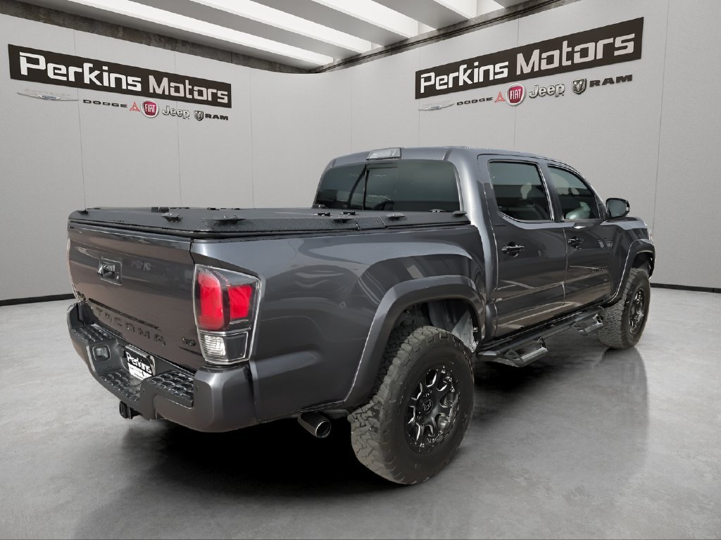 Used 2021 Toyota Tacoma Limited w/ Nightshade Package AWD/4WD image 14