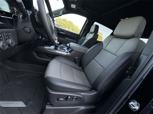 New 2026 Chevrolet Silverado 1500 ZR2 image 19