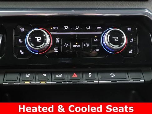 Used 2025 GMC Sierra 2500 Denali w/ Denali Reserve Package image 4