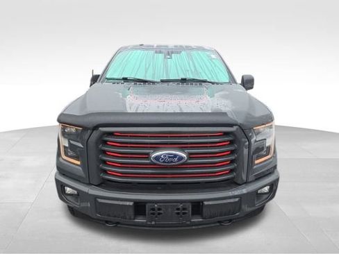 Used 2017 Ford F150 Lariat w/ Equipment Group 502A Luxury image 11