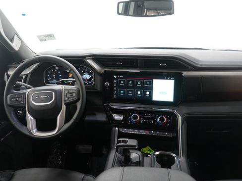 Used 2024 GMC Sierra 1500 Denali image 17