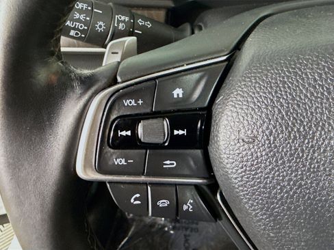 Used 2019 Honda Accord EX-L image 14