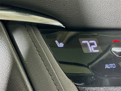 Used 2019 Cadillac XT5 Luxury image 19