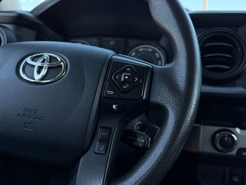 Used 2020 Toyota Tacoma SR image 8