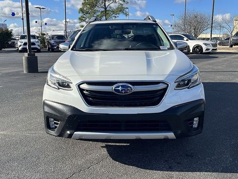 Used 2022 Subaru Outback Touring w/ Tech Package 2 image 8