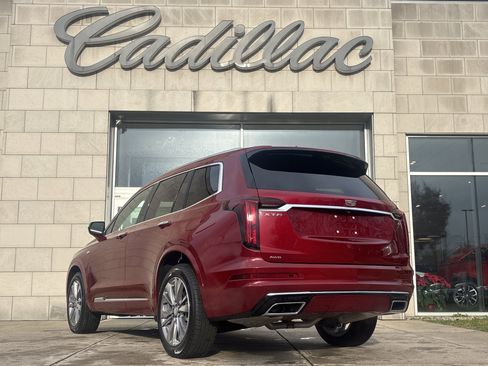 Used 2024 Cadillac XT6 Premium Luxury w/ Platinum Package image 8