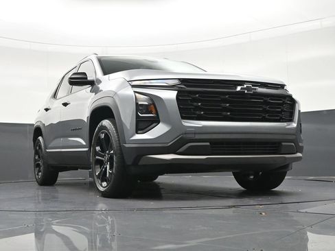 Used 2026 Chevrolet Equinox LT w/ Midnight Edition FWD image 34
