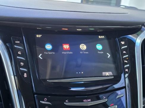 Used 2019 Cadillac Escalade Luxury RWD image 23