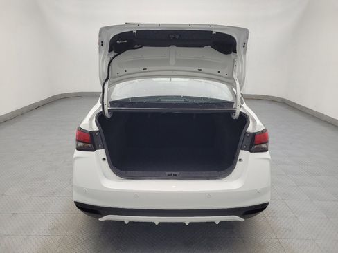 Used 2025 Nissan Versa S w/ Trunk Package image 29