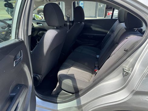 Used 2015 Chevrolet Sonic LT FWD image 10