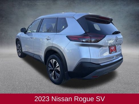 Used 2023 Nissan Rogue SV w/ SV Premium B Package image 3