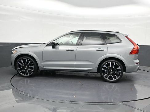 Used 2024 Volvo XC60 B5 Ultimate AWD/4WD image 2