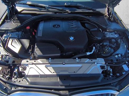 Used 2024 BMW 330i Sedan w/ Convenience Package image 20